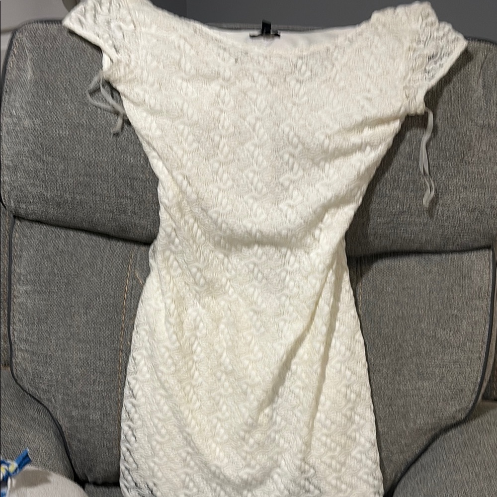 Elegant White Lace Dress